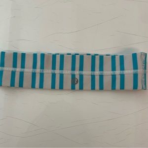 Lulu lemon head band